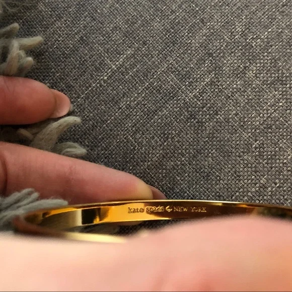 Kate Spade Black & Gold Take a Bow Bracelet - Picture 3 of 3